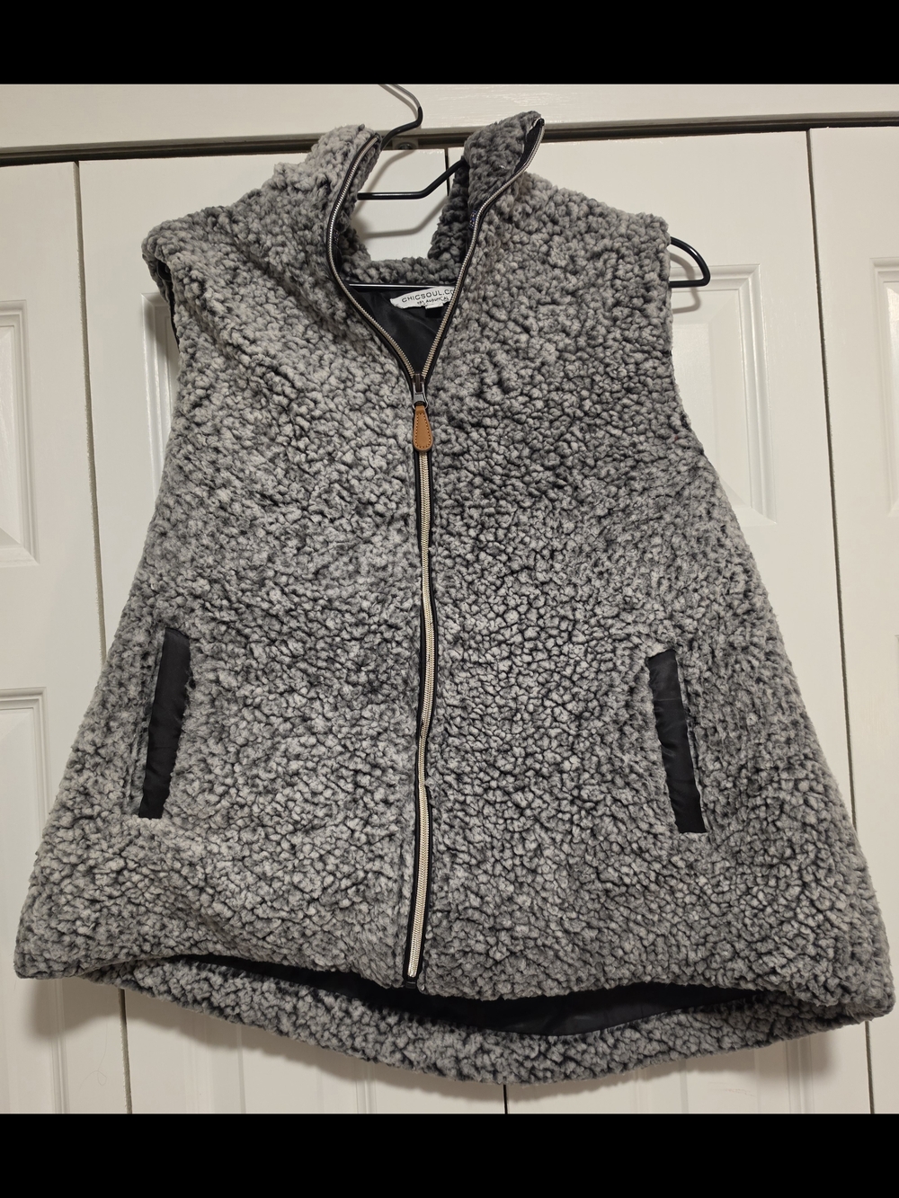 Chic Soul Grey Sherpa Zip Vest for Women